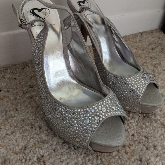 Steve Madden Rhinestone Heels | Size 9 - Picture 6 of 8